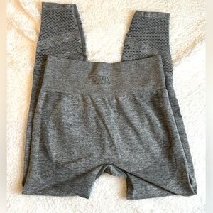 Victoria’s Secret Pink Gray Shaping Leggings